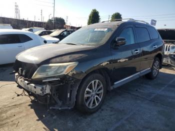  Salvage Nissan Pathfinder