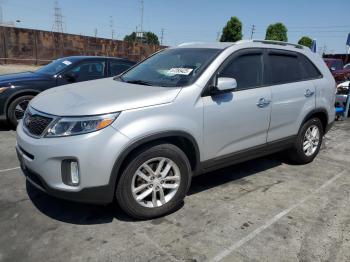  Salvage Kia Sorento
