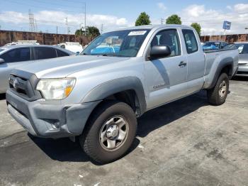  Salvage Toyota Tacoma