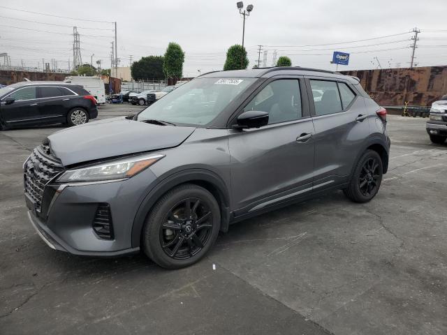  Salvage Nissan Kicks