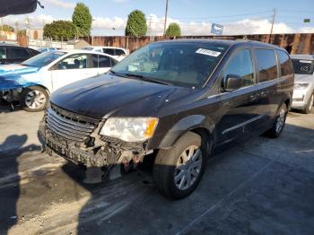  Salvage Chrysler Minivan