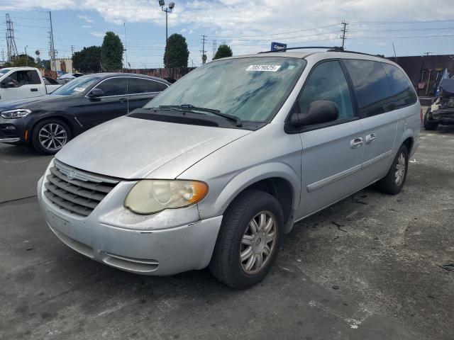  Salvage Chrysler Minivan