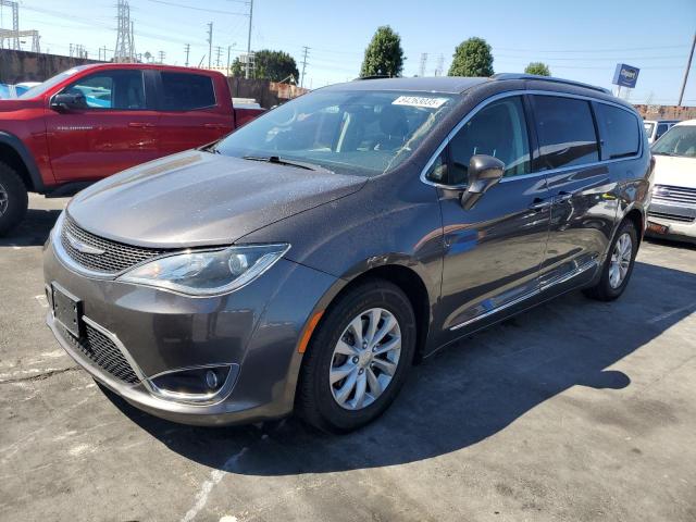  Salvage Chrysler Pacifica