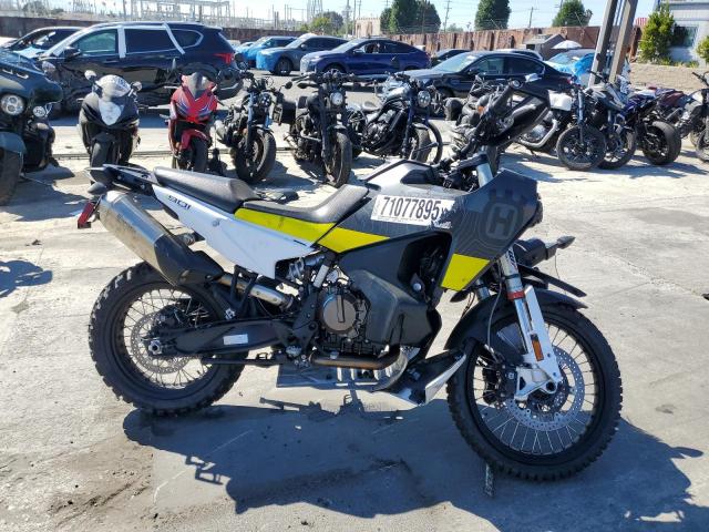  Salvage Husqvarna Norden 901