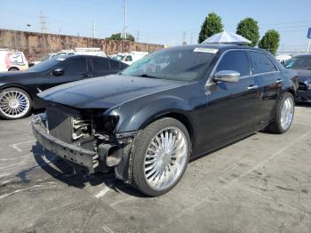  Salvage Chrysler 300