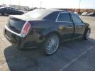 Chrysler 300 Limited Image 9