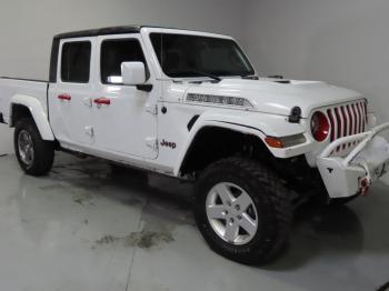  Salvage Jeep Gladiator