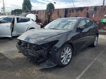  Salvage Mazda 3