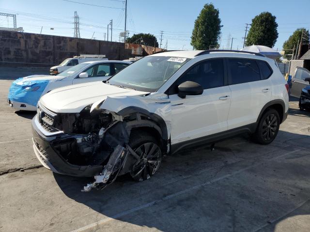 Salvage Volkswagen Taos