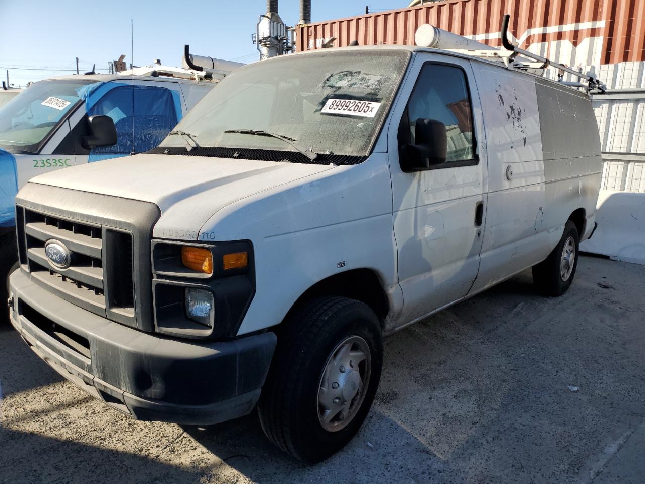 Ford Econoline E250 Van Image 1