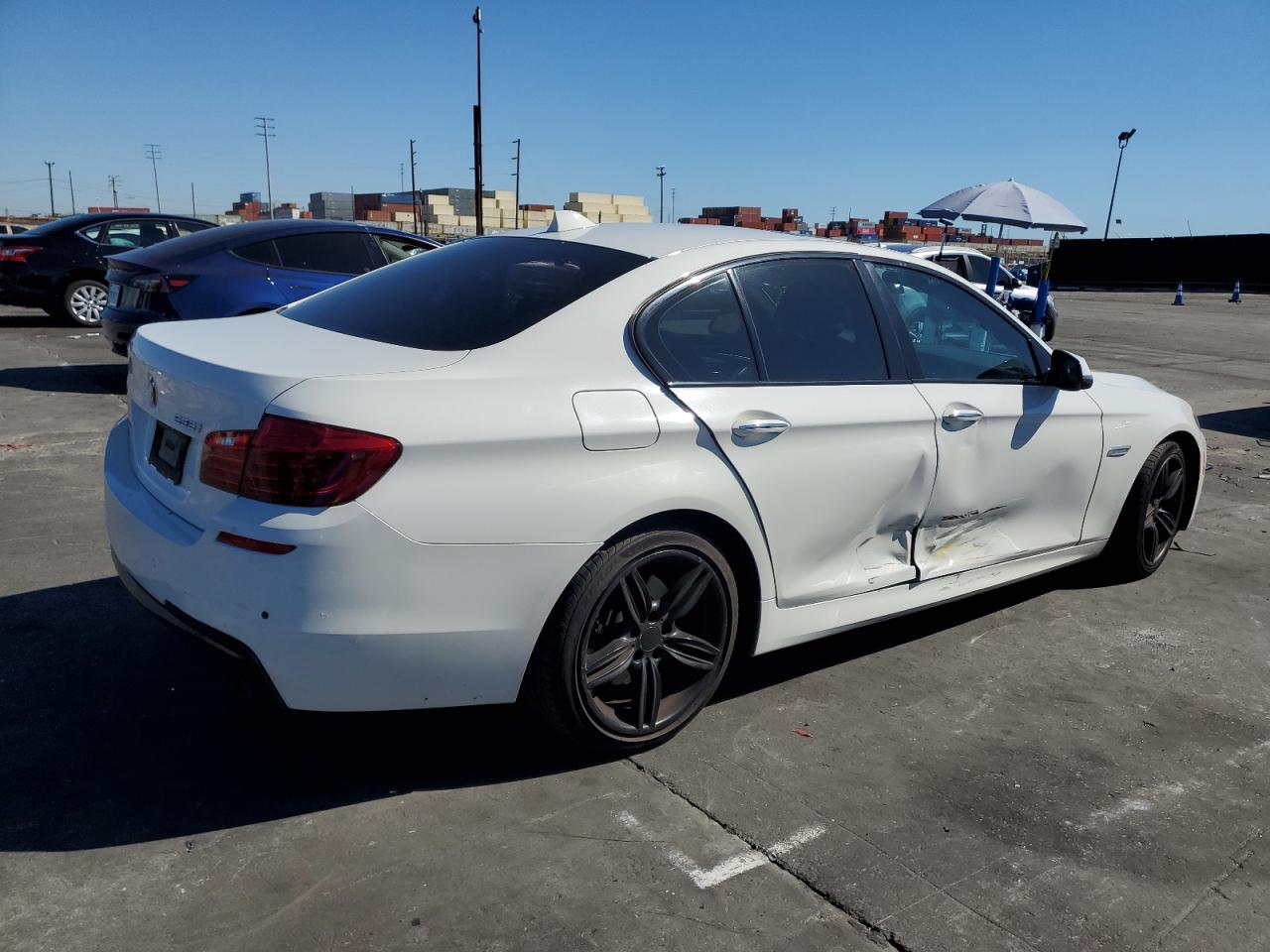 BMW 5 Series I Image 11