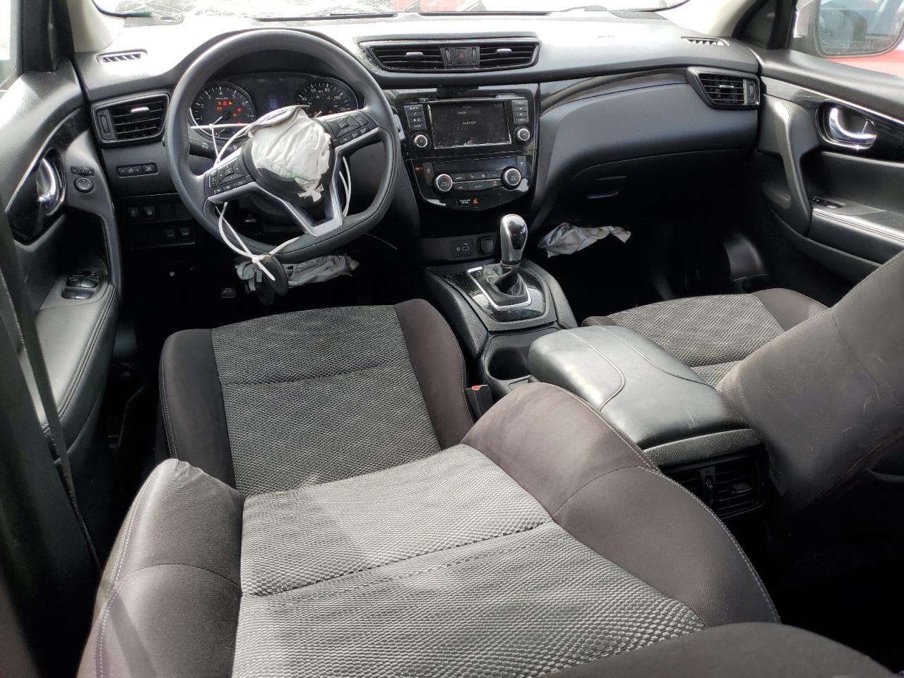 Nissan Rogue S Image 7