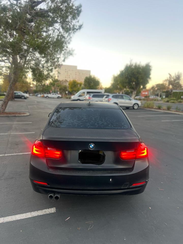 BMW 3 Series I Image 9