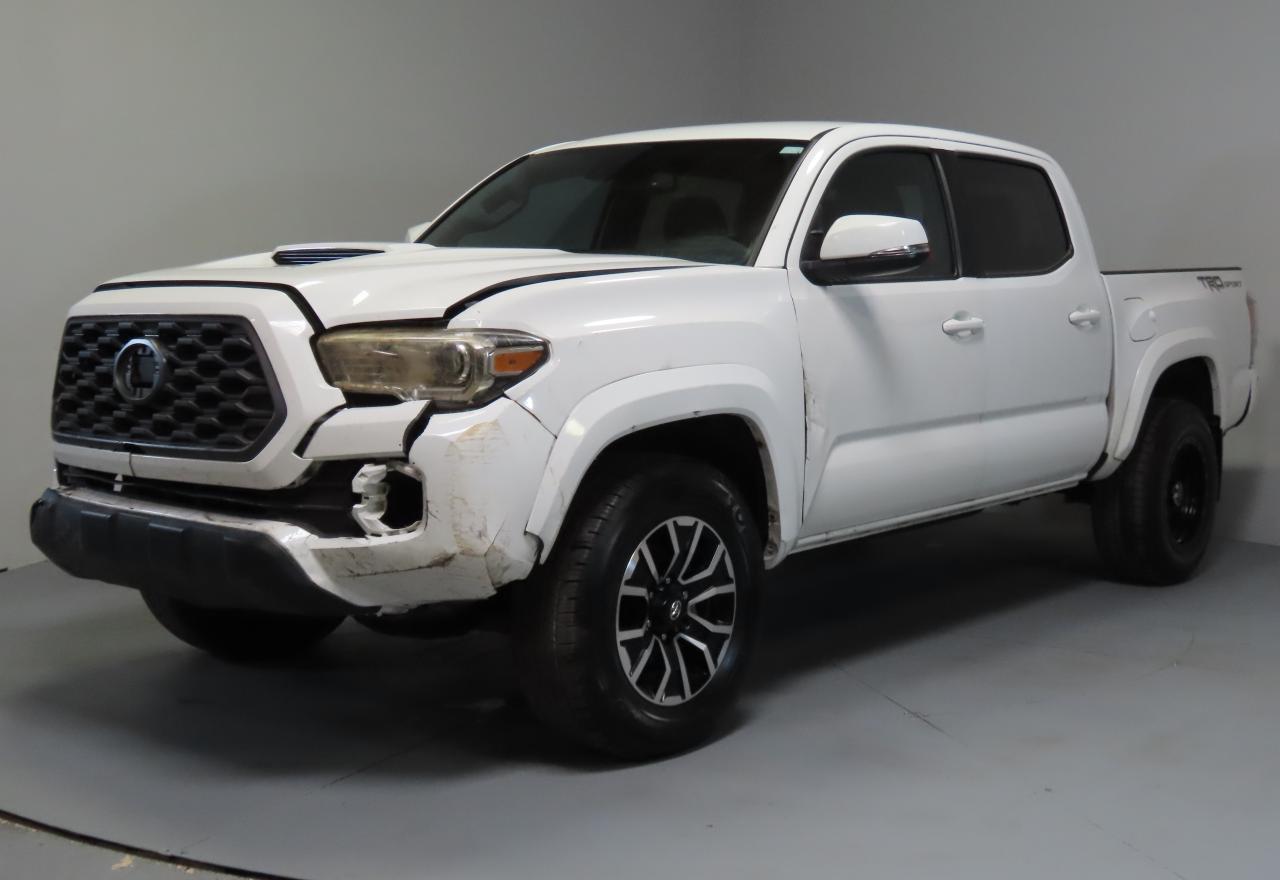 Toyota Tacoma Double Cab Image 2