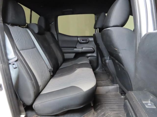 Toyota Tacoma Double Cab Image 6
