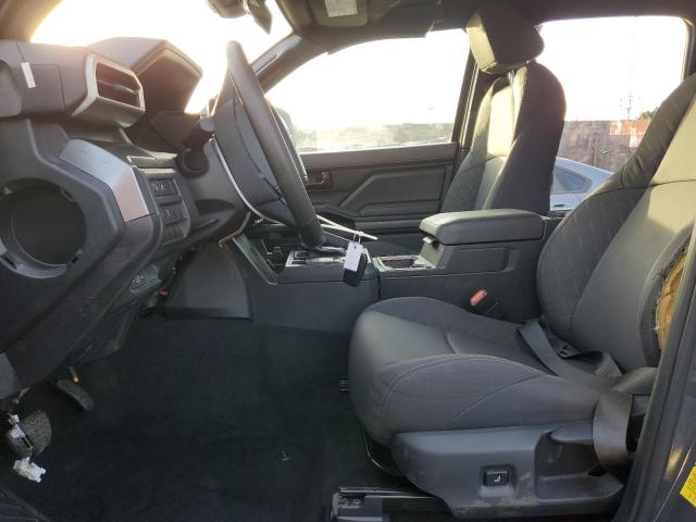 Toyota Tacoma Double Cab Image 9