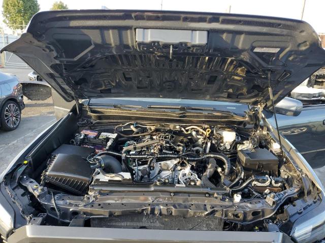 Toyota Tacoma Double Cab Image 8