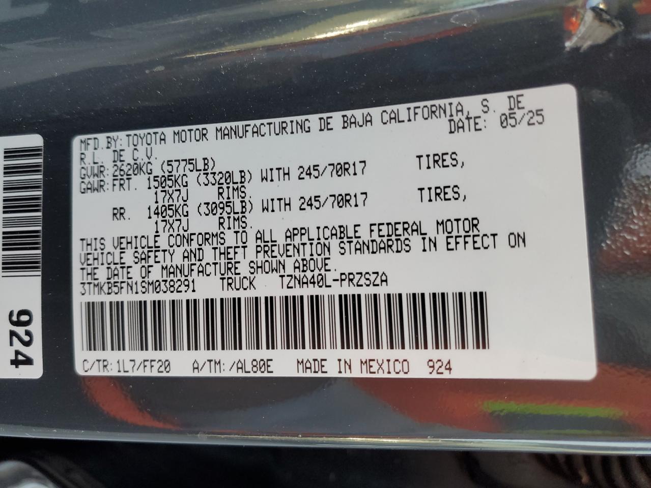 Toyota Tacoma Double Cab Image 10