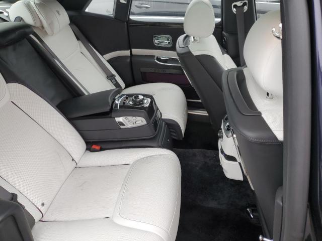 Rolls-Royce Ghost Image 10