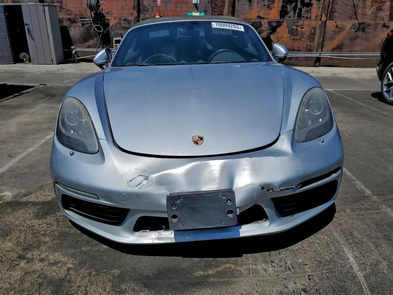 Porsche Boxster Image 5