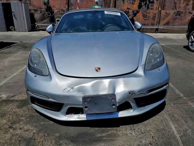 Porsche Boxster Image 5