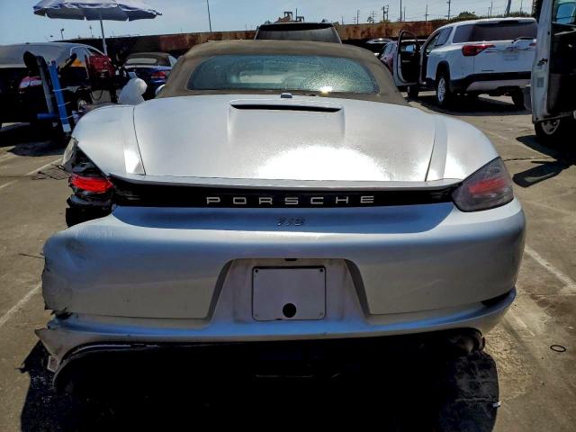 Porsche Boxster Image 7