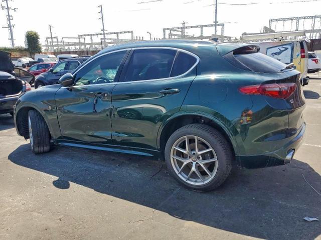 Alfa Romeo Stelvio Ti Image 4