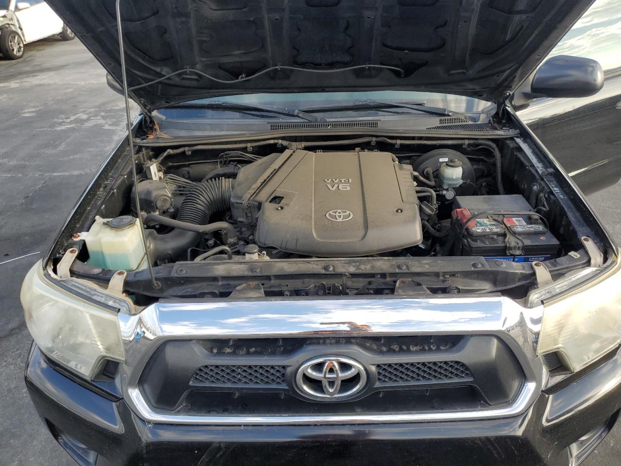 Toyota Tacoma Double Cab Prerunner Image 11