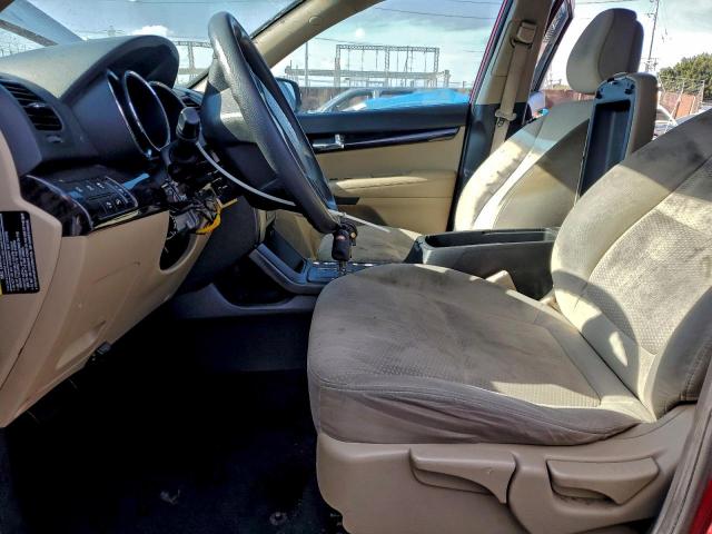 Kia Sorento Base Image 7