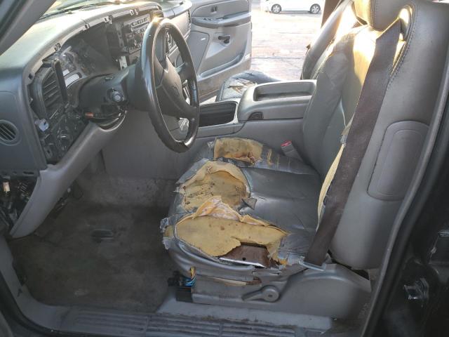 Chevrolet Suburban C1500 Image 6