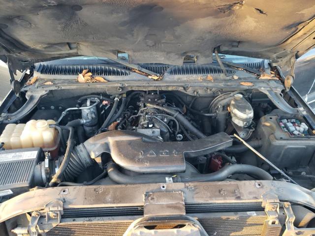 Chevrolet Suburban C1500 Image 13