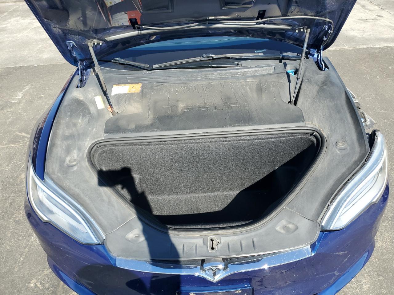 Tesla Model S Image 10