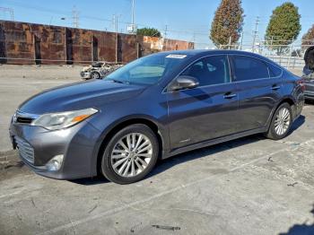  Salvage Toyota Avalon