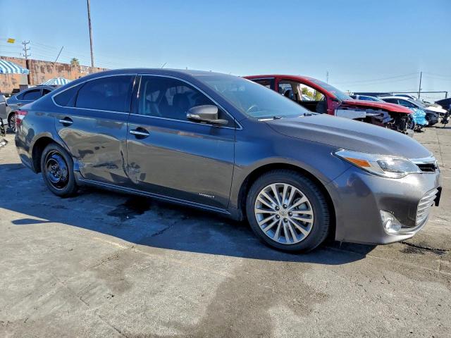 Toyota Avalon Hybrid Image 5
