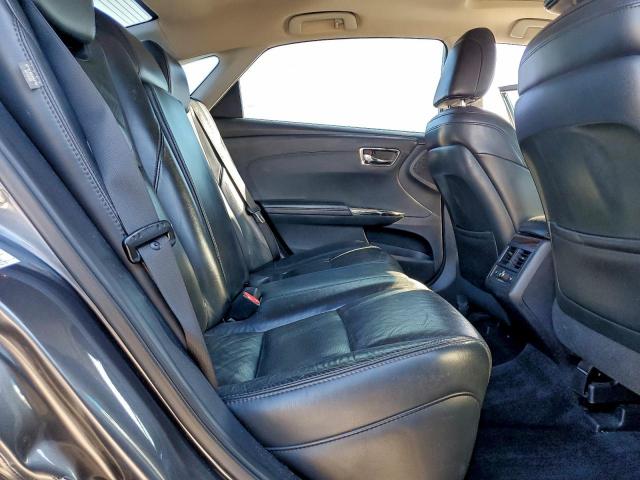 Toyota Avalon Hybrid Image 3