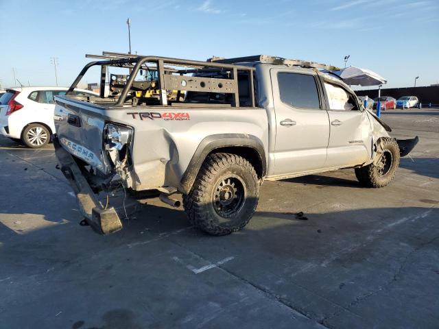 Toyota Tacoma Double Cab Image 11