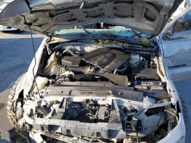 Toyota Tacoma Double Cab Image 12