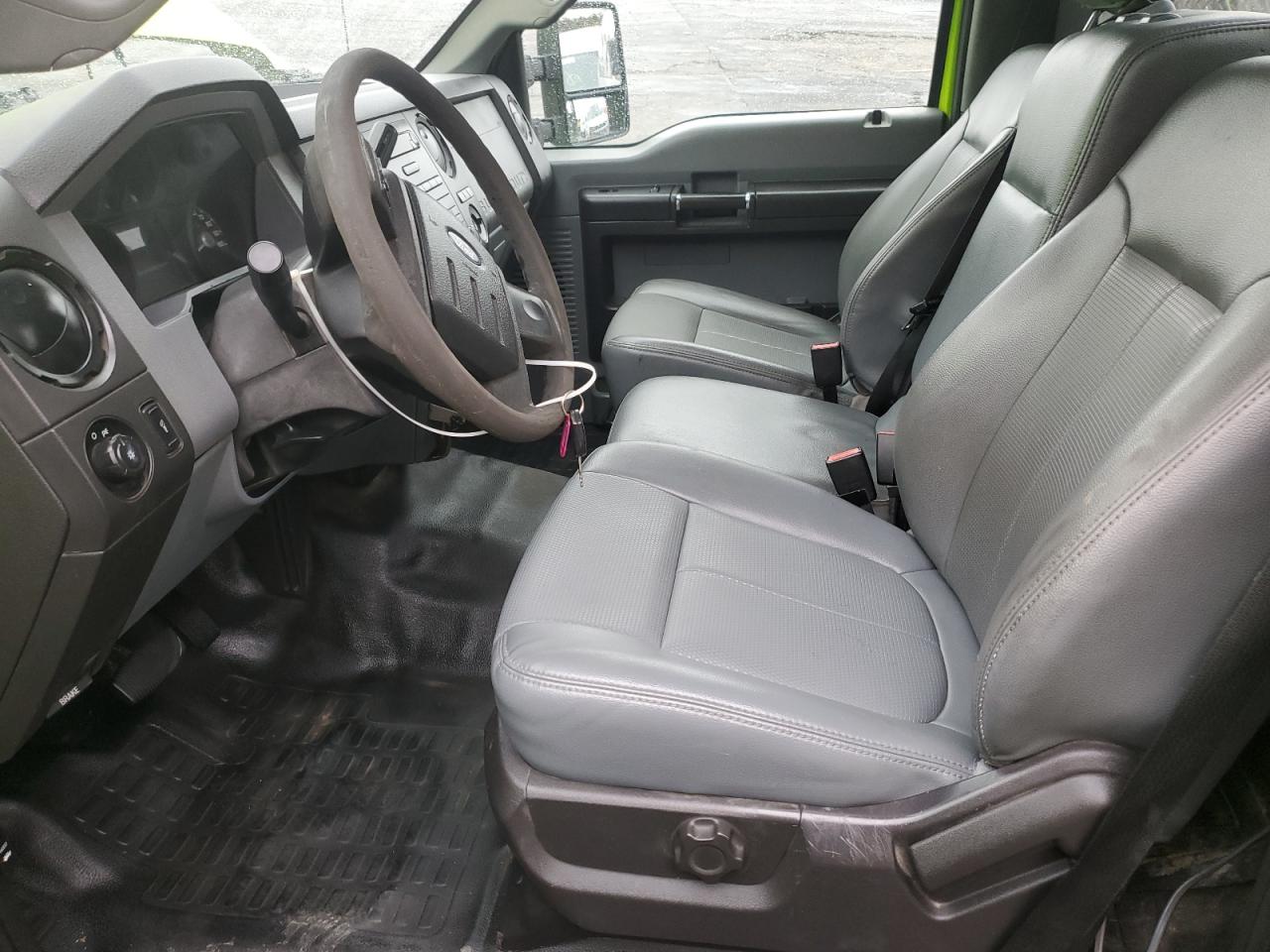 Ford F-350 Super Duty Image 9