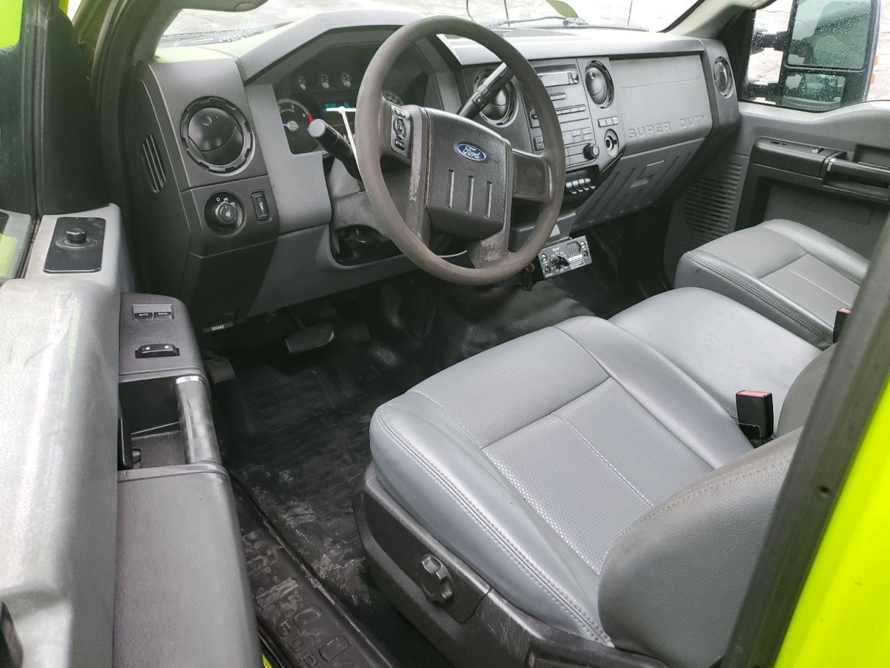 Ford F-350 Super Duty Image 12