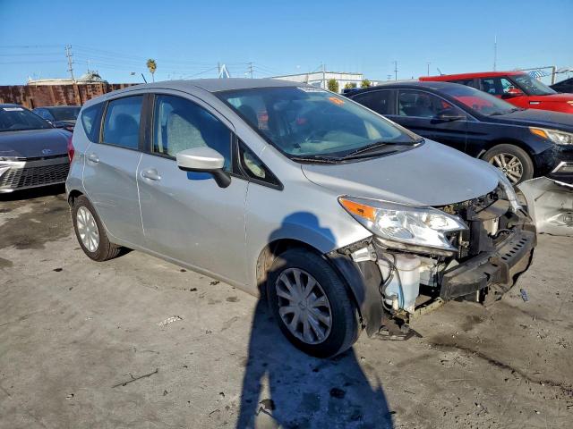 Nissan Versa S Image 5