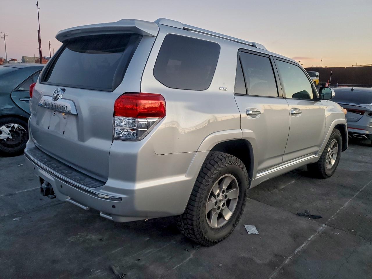 Toyota 4Runner Sr5 Image 3