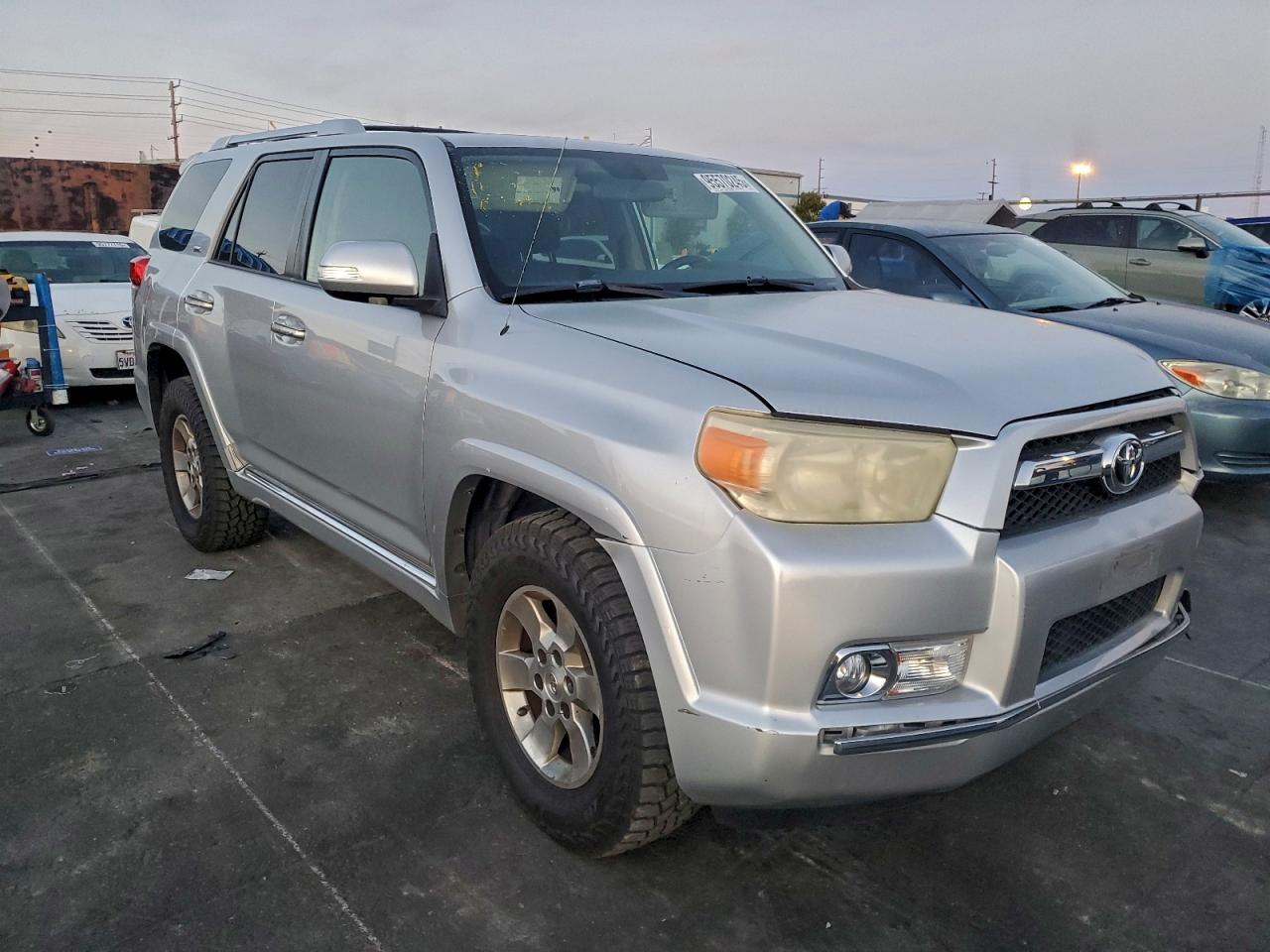 Toyota 4Runner Sr5 Image 6