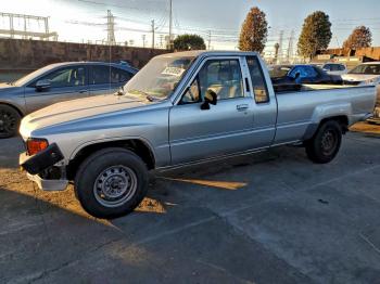  Salvage Toyota Pickup