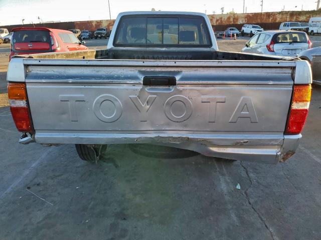Toyota Pickup Xtracab Rn70 Dlx Image 2