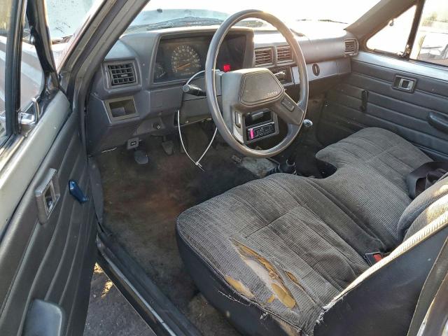 Toyota Pickup Xtracab Rn70 Dlx Image 11