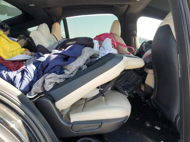 Tesla Model X Image 11