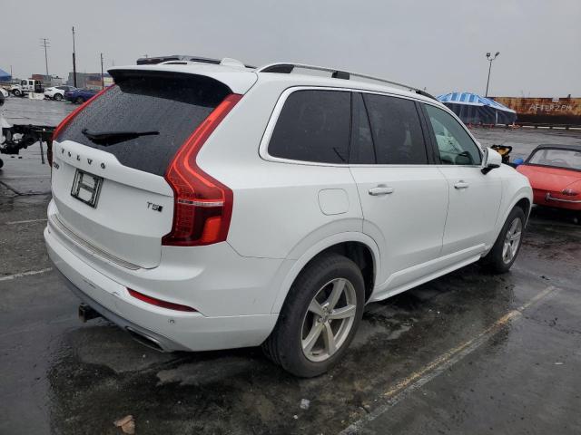 Volvo XC90 T5 Image 3