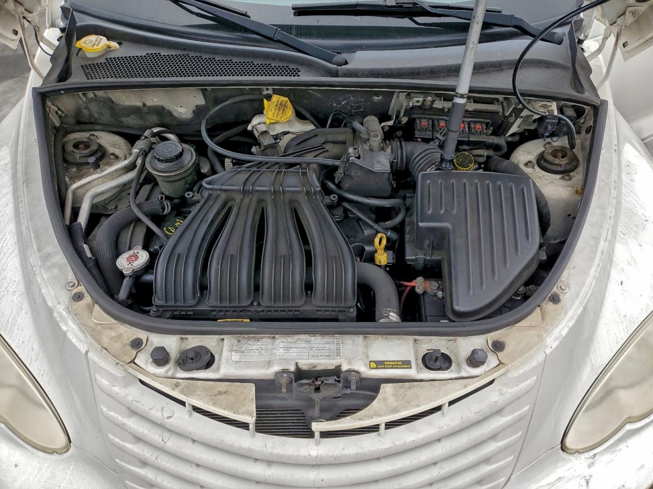 Chrysler PT Cruiser Image 12