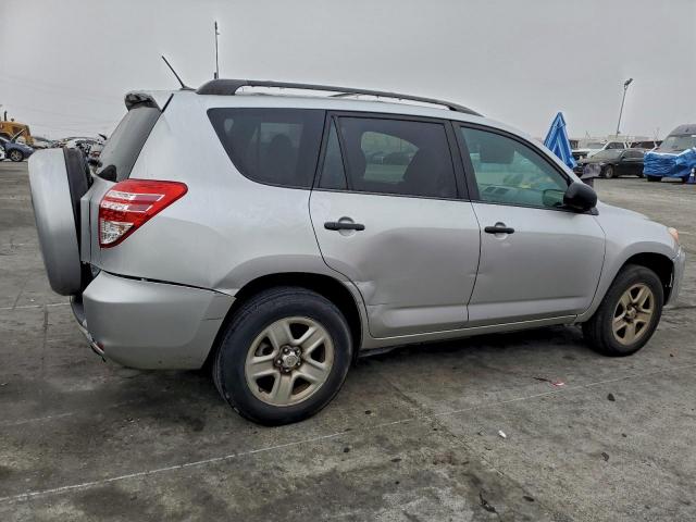 Toyota RAV4 Image 10