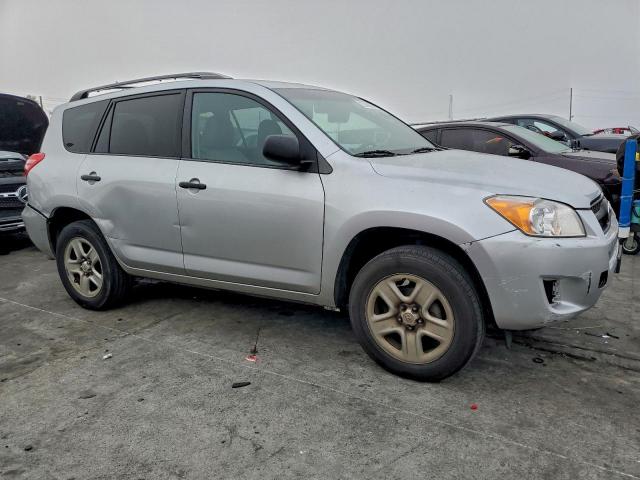 Toyota RAV4 Image 3